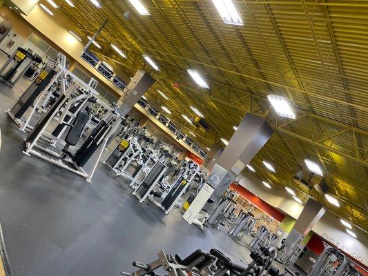 Gold's Gym Hendersonville