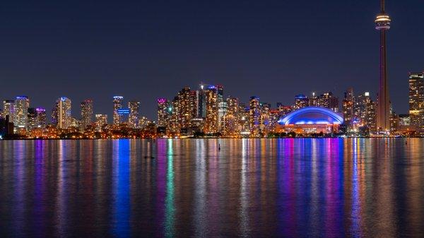 The Rogers Centre game stadium, again from Toronto Island Ward's Park.