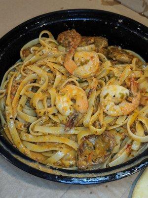 Shrimp & Sausage Diablo w/fettuccine