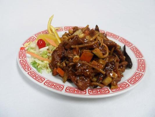 Kung Pao Beef dinner special comes with soup rice and egg roll.