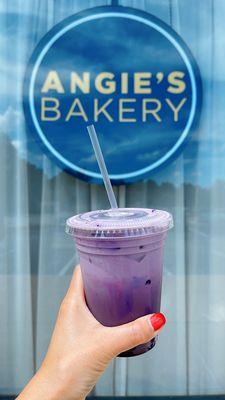 Iced ube latte