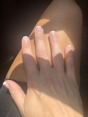 French mani(gel) by Tia