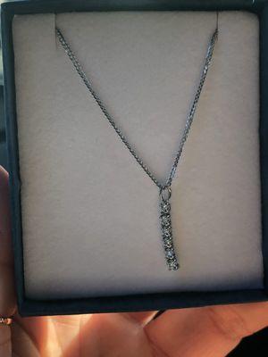 Diamonds pendant with necklaces