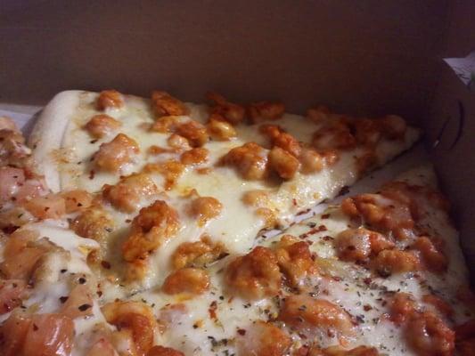 Yummm!!  Buffalo pizza