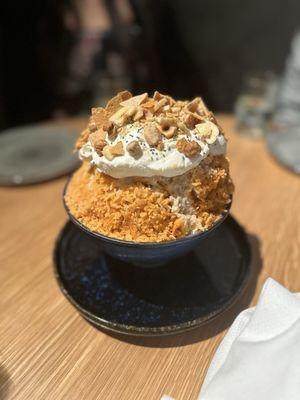 Thai tea shaved ice cream