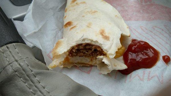 Snack wrap with veggie sausage