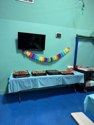 Pizza setup in the party room