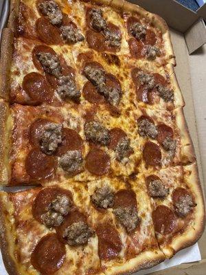 Extra large pepperoni and sausage pizza