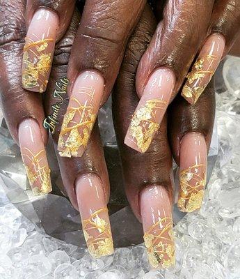 Acylic full set with gold flakes nail art