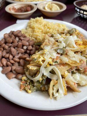 Chilaquiles with nopales