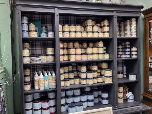 Great selection of Dixie Belle paint and waxes!