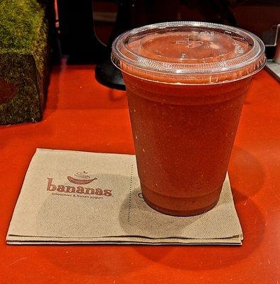 Bananas at The Market - Pomegranate Splash (Pomergrante Juice & Strawberries)