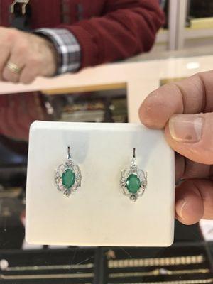 Colombian Emerald & Diamond Earrings set in white gold