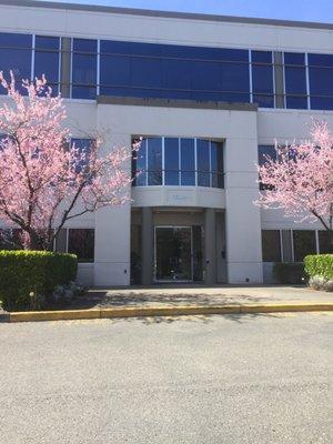 Beautiful Washington Park Building ..... West Campus of Federal Way,Wa