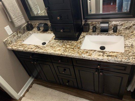 Vanity after - Hard Rock did granite/sinks