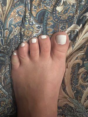 Gel pedicure