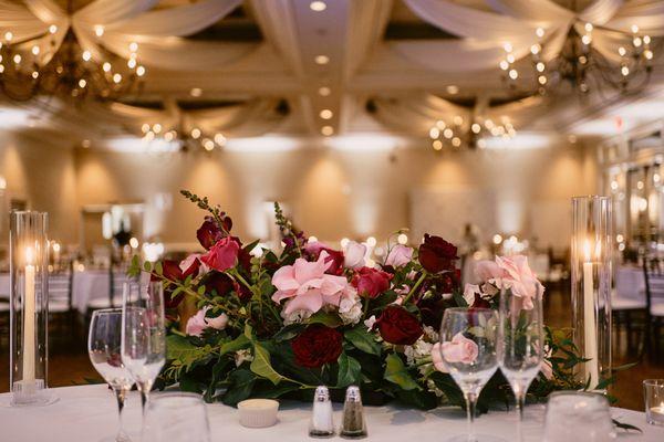 our florist was Flower Allie and they did an amazing job. Photo by Stephen Tang Photo