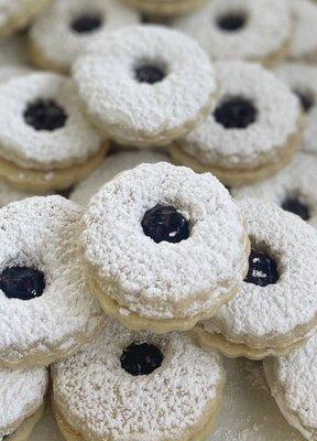 The world's best Linzer tarts