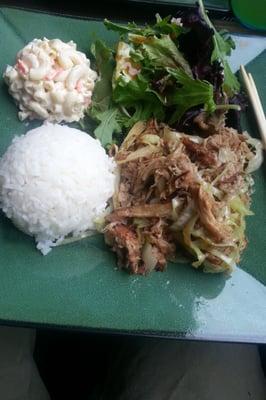 Kalua pig lunch plate.