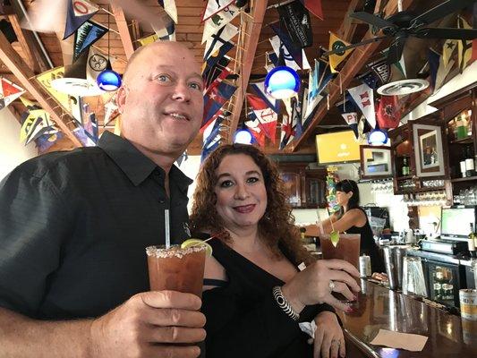 Full bar with fantastic bartenders. Love their Bloody Marys.