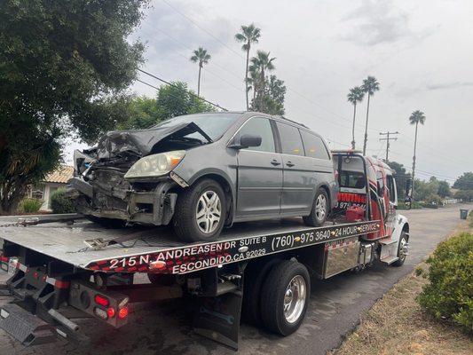 Towing accident vehicle