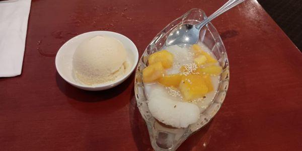 Mango sticky rice with vanilla ice cream.