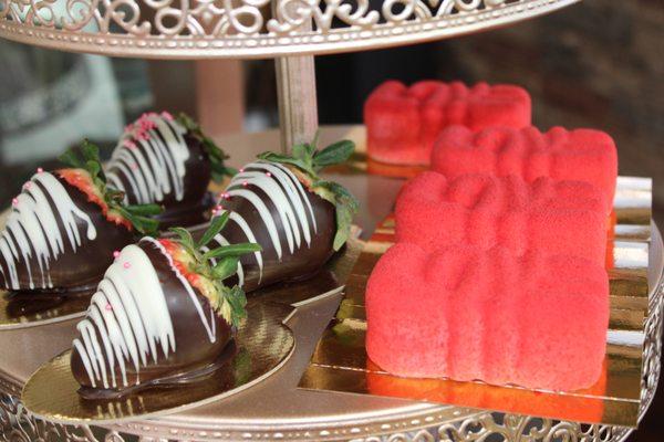 Valentines petit four cakes and chocolate strawberries