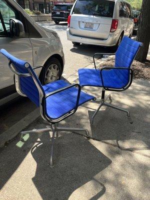 Charles Eames aluminum group chairs