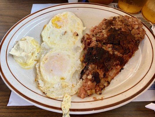 Corned Beef Hash & Toast with Two Eggs