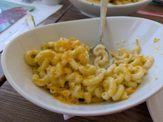 Kid's Mac & Cheese ($9) - This was fine, my 4 and 6 year olds liked it! Mon Labor Day lunch 2024-09-02