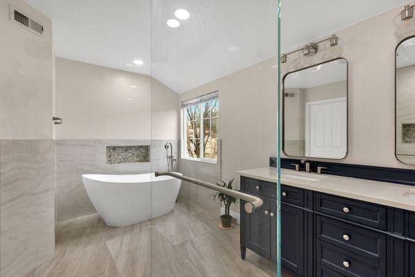 Modern bathrooms that make mornings brighter.