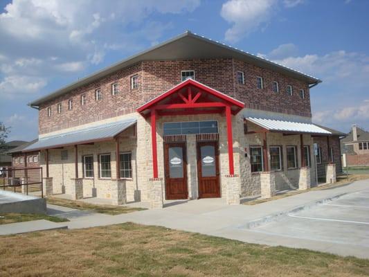 Entrance to Country Creek Animal Hospital