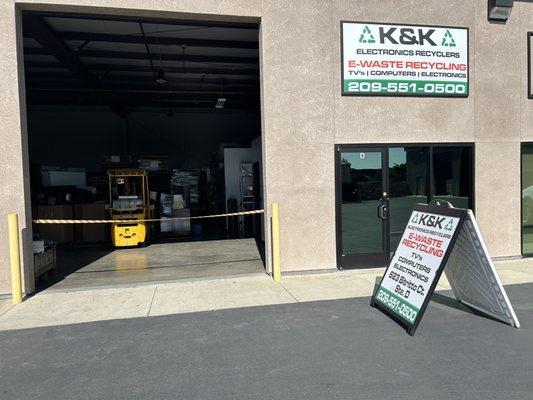 K & K Electronics Recycling