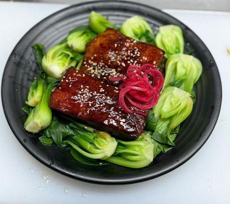 Tender Braised pork belly