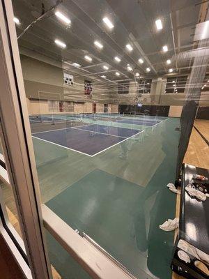 Empty pickleball court