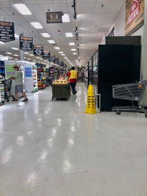 ShopRite Warwick NY. Fairly clean and remodeled.