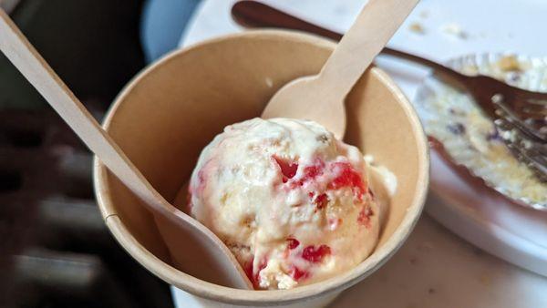 Upside-Down Pineapple Cake 'Ice Cream'