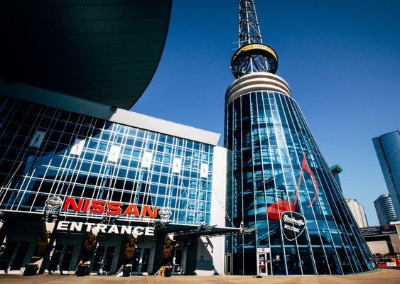 Greets leave from the Nashville Visitor Information Center located inside the glass tower of Bridgestone Arena.