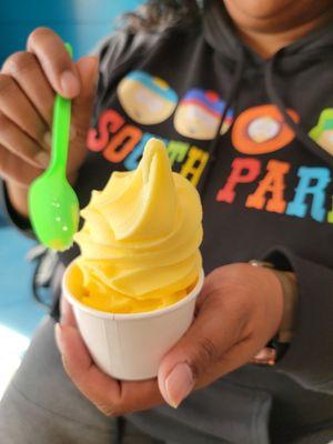 $3.75 sm Dole Whip Pineapple (12/19/23)