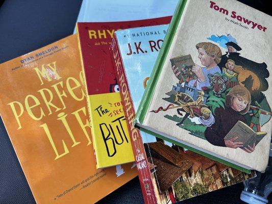 Kids' and classics...for my kid's reading goal this semester!