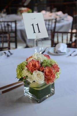 Beautiful wedding centerpieces!!