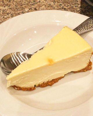 Cheesecake (so so good!!)
 
 FMOI @dameeatsthis