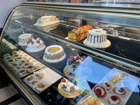 Cakes and pastries