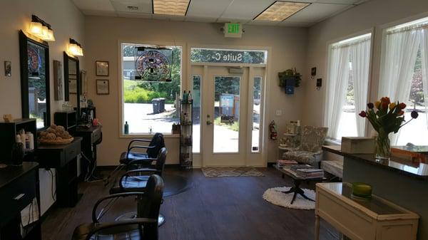 Welcome to Riverside Salon & Tanning