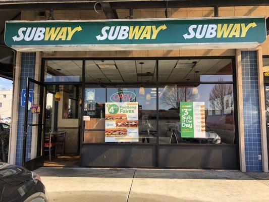 Subway El Cerrito - San Pablo & Stockton