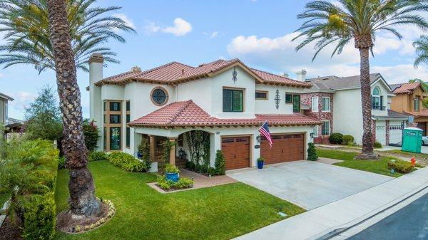 Black exterior window frames for a more modern touch - all front-facing windows have black panes.