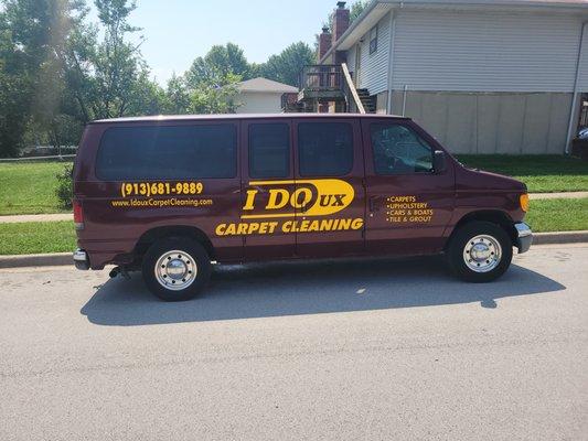 Idoux Carpeting Cleaning