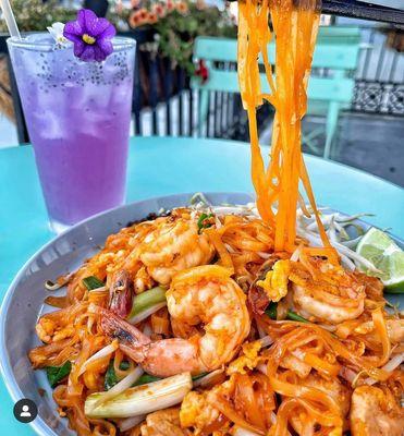 Shrimp Pad Thai and Purple rain (house lemonade)