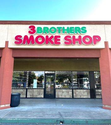 3 Brothers Smoke Shop