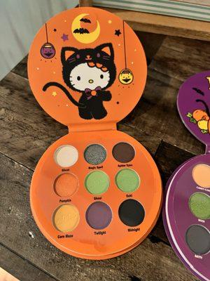 Halloween eye shadow pallet 2024